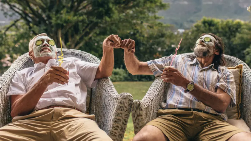 Em página com os amigos