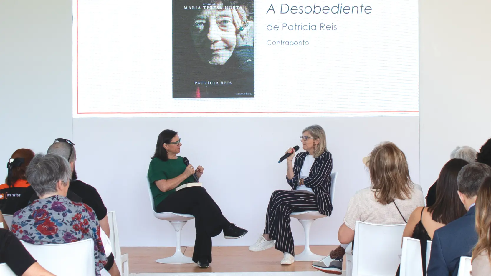 Maria João Costa entrevista Patrícia Reis, vencedora do Prémio Livreiros Bertrand, na Feira do Livro de Lisboa 2024