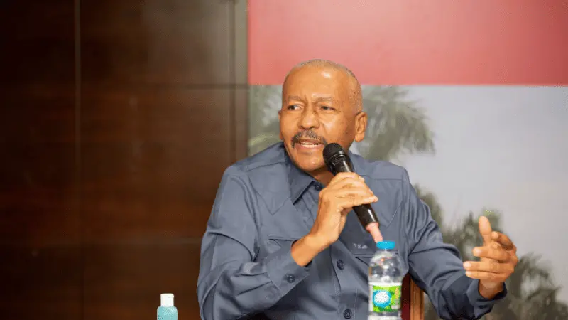 50 anos da Independência de Angola, com José Luís Mendonça