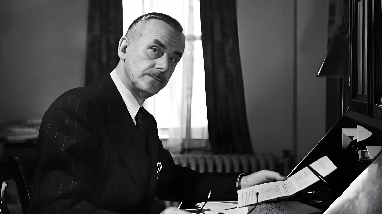 Thomas Mann, exilado nos EUA em 1943 © foto alliance / Fred Stein
